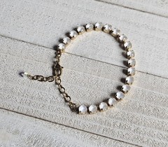 CB88 TheSparkledShell Electric White Goldtone Crystal 5mm Cup Chain Bracelet