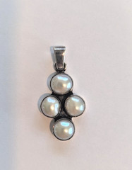 Handmade sterling silver freshwater pearl cluster pendant neclace