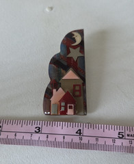 Vintage House Pins Lucinda Yates Man in the Moon Face Star Wall Wavy Brooch