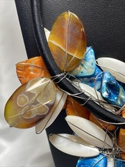 Artisan Mother of Pearl Flower Statement Necklace Freshwater Pearl Agate Bib 16″
