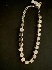NEW! MARIANA NECKLACE SWAROVSKI CRYSTALS , W/$200 PRICE TAG!