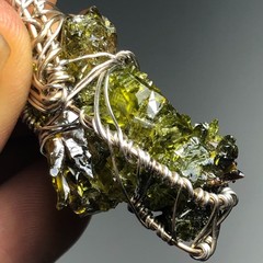 Green Zincite Crystal Pendant (z2496)