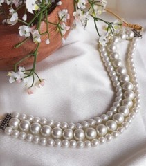 Statement Necklace White & Gold Chunky Faux Pearl Beaded Choker Fashion Jewelry