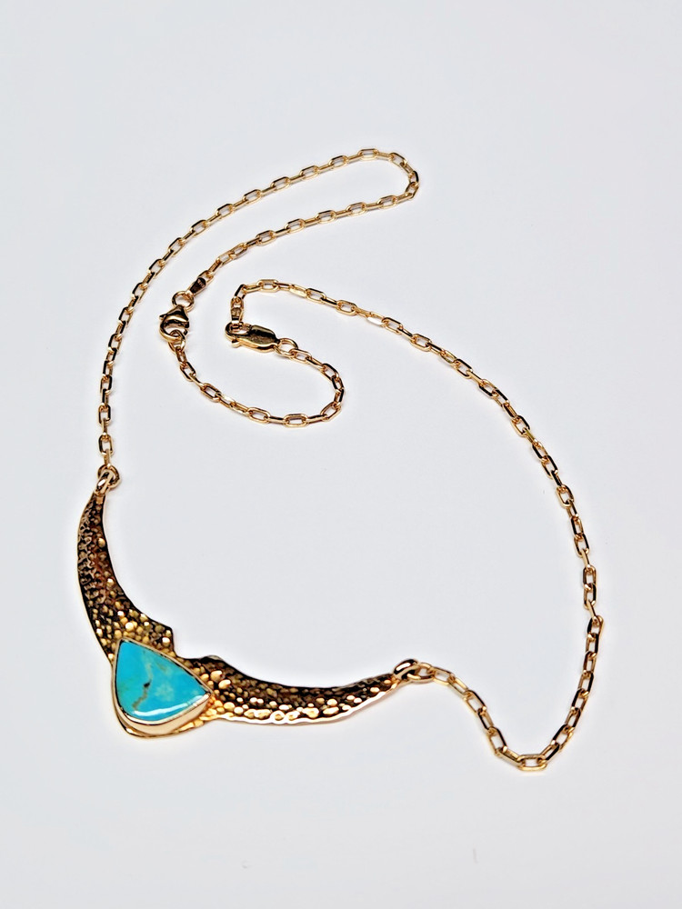 HANDMADE 14k Hammered Texture Chevron Plate Turquoise Cabochon 14.5-17″ Necklace