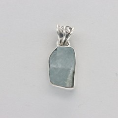 Natural Raw Cut Blue AQUAMARINE Pendant Rough Cut – 925 STERLING SILVER #901-Fe