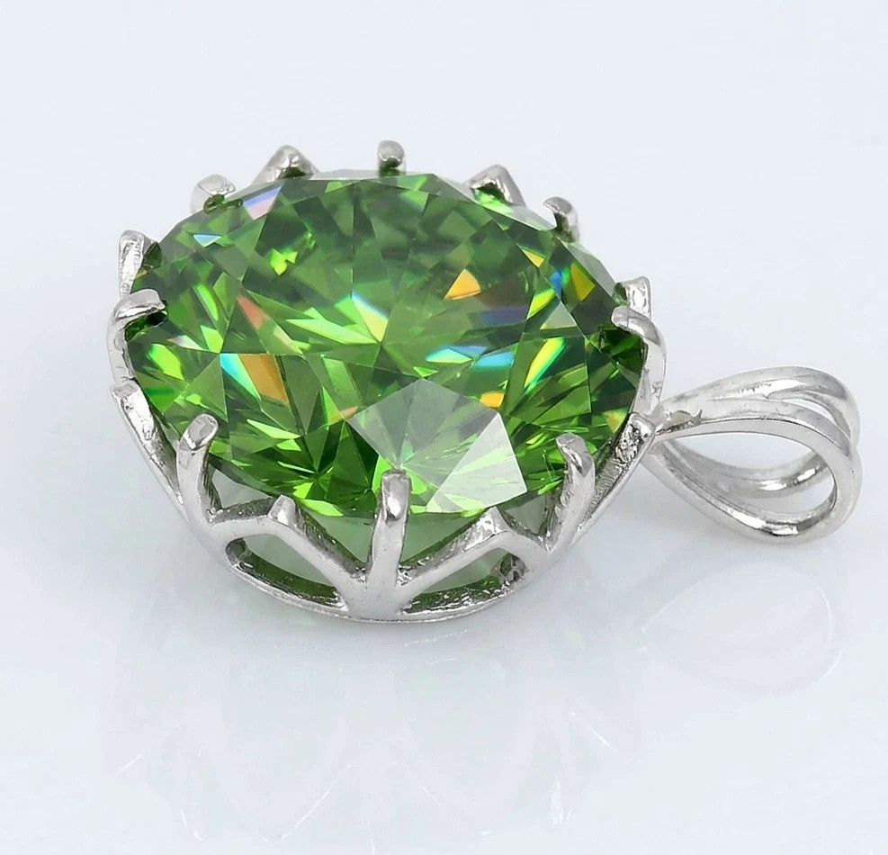 RARE 11.75 Ct Green Diamond Solitaire Pendant ,FREE Tariffs &matching Studs