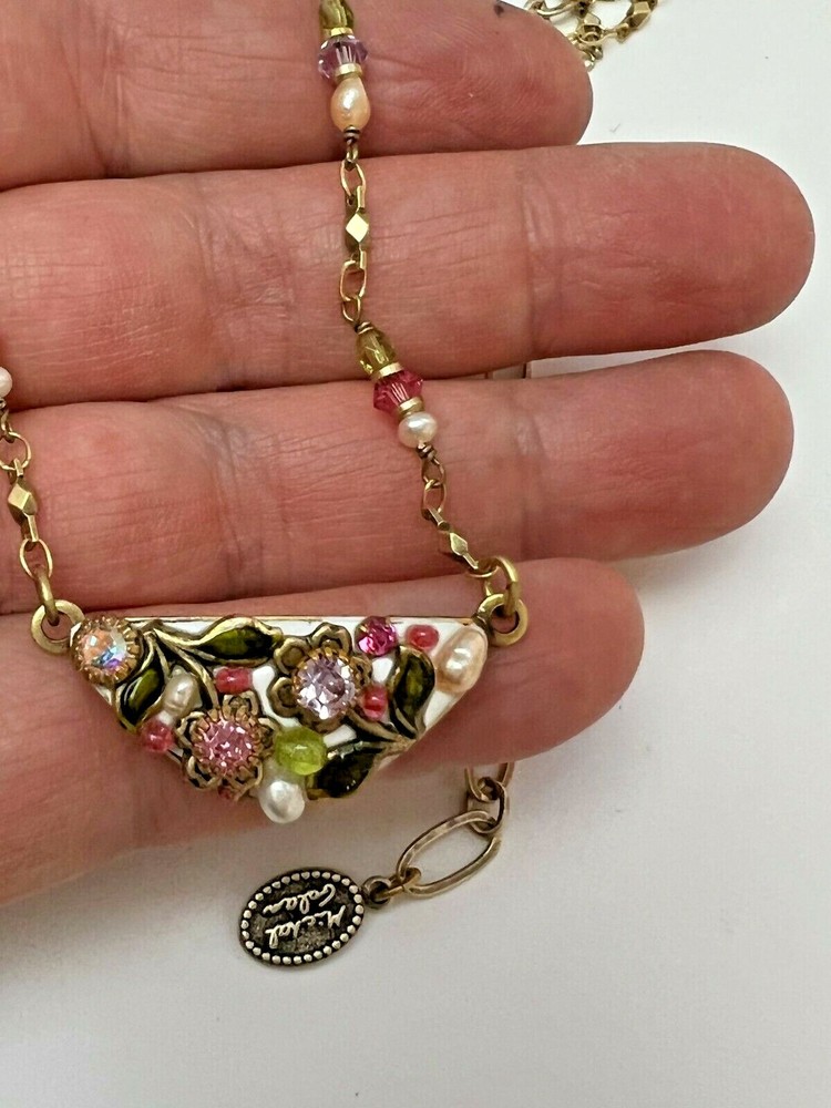 Delicate 24k Gold Necklace White Flower + Pearl + Crystal Pendant – Michal Golan