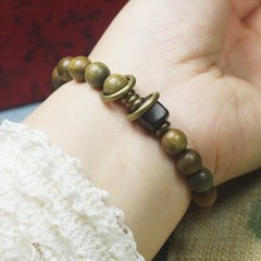 8mm Green Sandalwood Bracelet with Ethnic-Style Beads wooden meditation bracelet