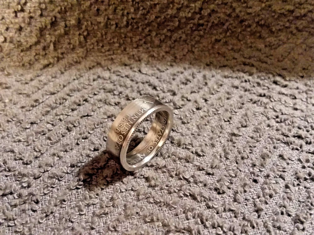 Minnesota 90% Silver Washington Quarters coin ring, size 7-1/2 2005 Handcrafted