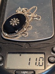 Vintage~**OVAL ONYX & MARCASITE PENDANT**~Sterling Silver~11 GRAMS~24″ Box Chain