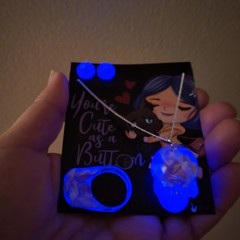 Rose Petals In UV Resin Skull Charm Ring Size 9 Stainless Steel Stud Earrings