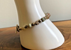 Zimbaprase Beaded Toggle Clasp Bracelet in SS – 7.25 in.