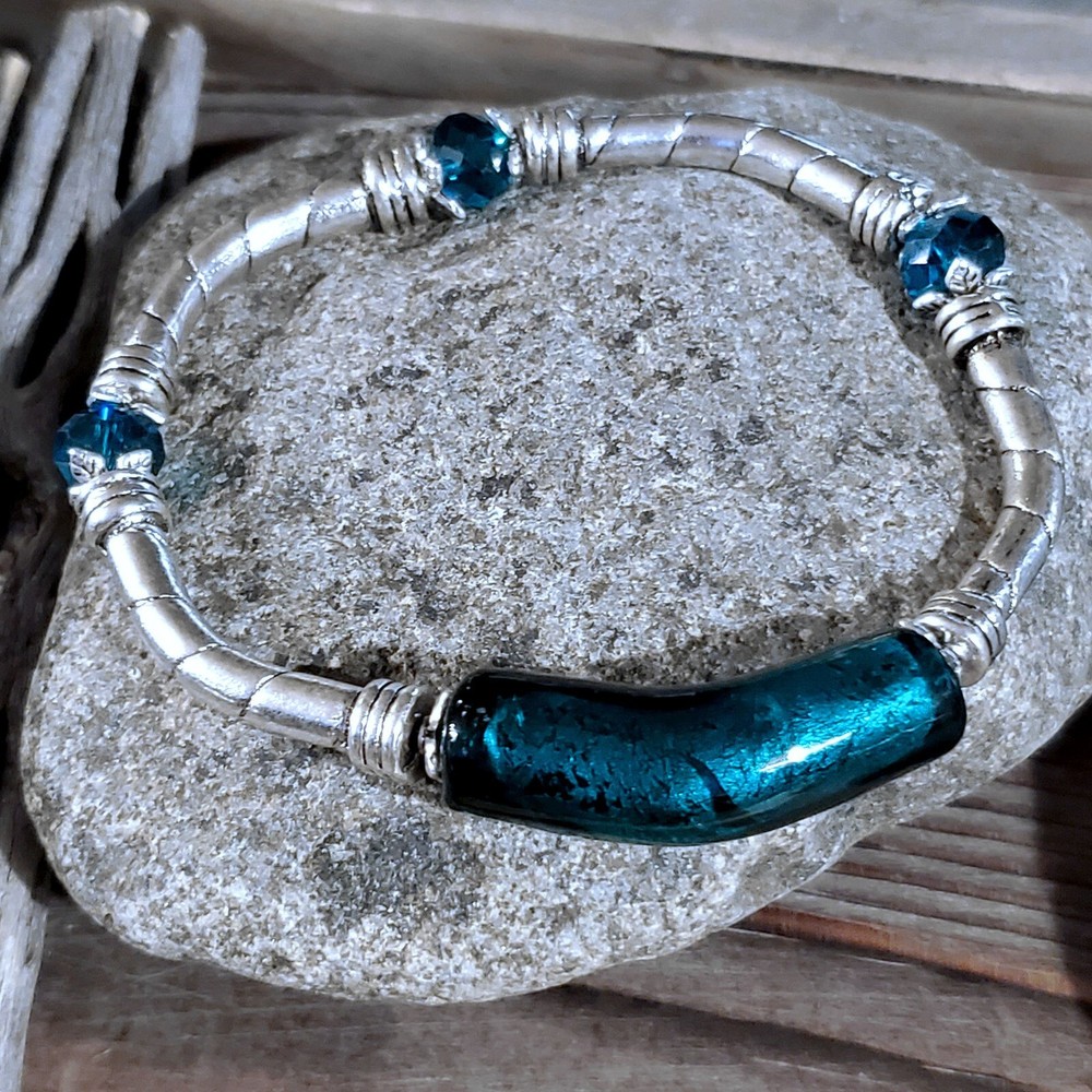 Edgy Silver Teal Green Blue Foil Glass Metal and Crystal Stretch Bracelet