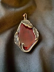 Sterling silver red jasper pendant with leaf motif