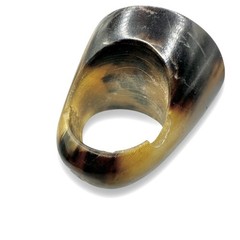 Carved Horn Artisan Ring Viking Style Modernist Sculptural Vintage Size 4.5