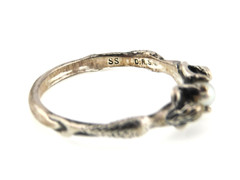 Signed D.R.S. 925 Sterling Silver Mermaids & Pearl Band Ring SZ 7 (snug)