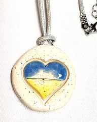 Rustic Heart White Yellow Blue Polymer Clay Oval Pendant Necklace 19″ Boho GUC