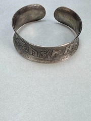 Vintage Tibetan Style Wide Cuff Bracelet Silver Tone Ethnic Tribal Boho