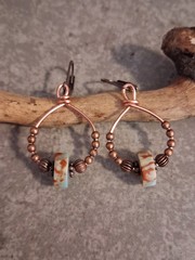 UNIQUE SM/COPPER WIRE LOOP/BLUE SNAKESKIN JASPER BEAD/ANTIQUE COPPER EARRINGS