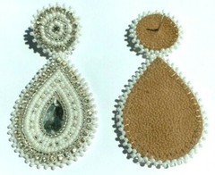 NEW HANDCRAFTED FASHION WHITE POST DROP/DANGLE EARRINGS USA E60/31P