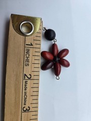 New Artisan Handmade Wooden Seeds Bead Flower Necklace Earrings Set