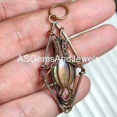 Handmade Copper Wire Wrapped Pendant: Boho Labradorite Stone Necklace