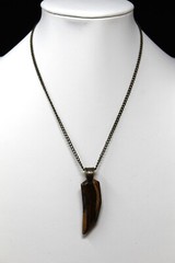 Necklace – Tiger’s Eye «Claw» Pendant with Chain – Promote Clarity – Grounding