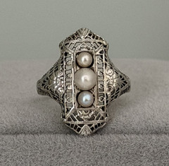 Antique Art Deco 18K White Gold Filigree Pearl Ring Size 5.75