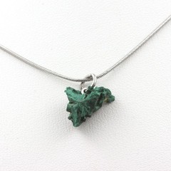 Minerals And Gemstones. Raw Malachite Necklace. 6.00 CT. Kipushi Mine