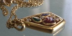 Vintage 1980’s Heart Pendant with its Choker Chain 40 cm