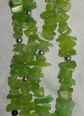 18” Lime Green Serpentine Necklace Polished Chip Beads VINTAGE