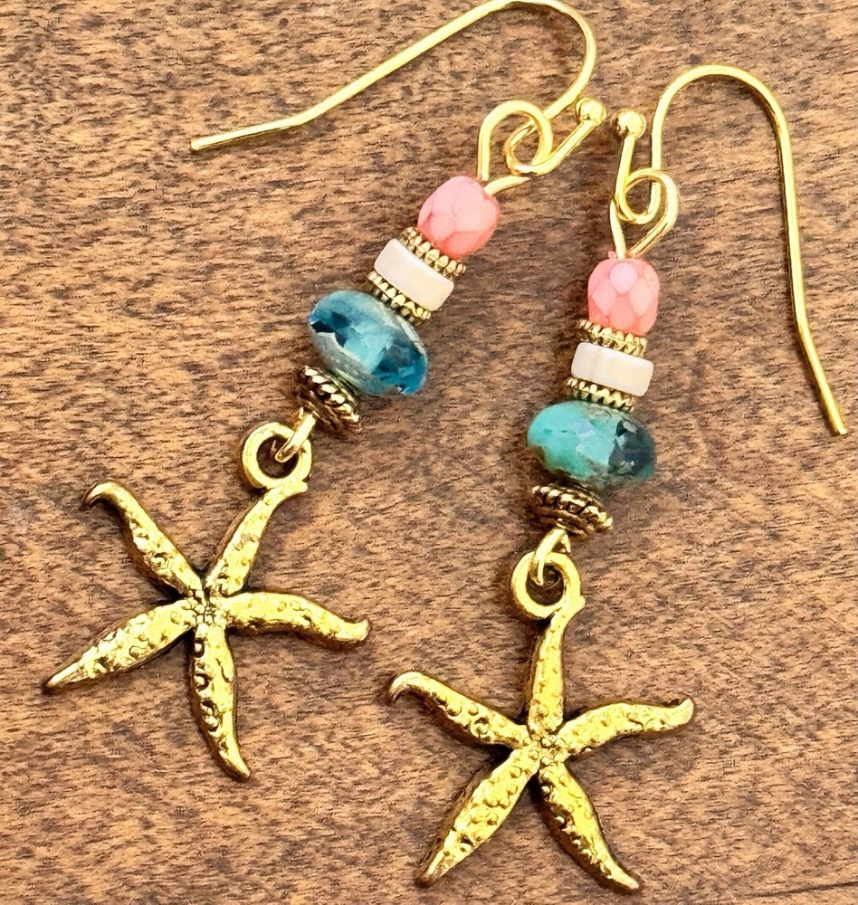 Antique Gold Starfish Dangle Earrings. Beach. Ocean. Coast. Vacation. Summer.