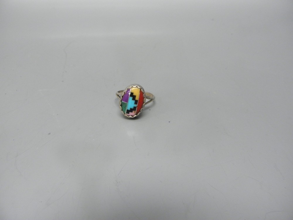 VINTAGE NATIVE AMERICAN SILVER & INLAID RING MARKED C STERLING SIZE 6.5