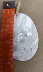Vtg Mother Of Pearl handmade Bird carving With Pearl pendant 2.5″