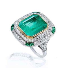 Lab-Created 7.56CT Colombian Emerald With Brilliant Cut CZ 935 Silver Ring