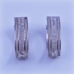 1.25”, vtg Sterling silver handmade earrings, oval 925 matte glittering hoops