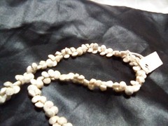 Hand Made Cream Color Tiny Sea Shell Necklace. Made In The Philippines 34″ Gift