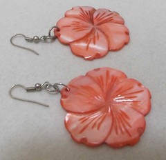Vibrant Coral Pink Dyed Shell 1.5” HIBISCUS FLOWER Dangle GoldTone Hook Earrings
