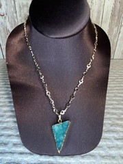 18” 18k YG Plated Unique 4pointed Star Patterned Chain-Green Druzy Agate Pendant