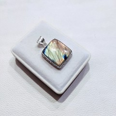 WOW Labradorite Pendant 925 Sterling Silver Pendant Handmade Gemstone Jewelry