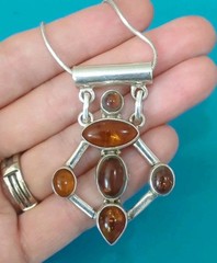 Vtg Genuine BALTIC AMBER Sterling Silver Open MODERNIST Pendant Necklace 17.5″