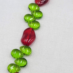 Green Red Art Glass Artisan Necklace and Bracelet Set Silver tone Toggle 16″&7″