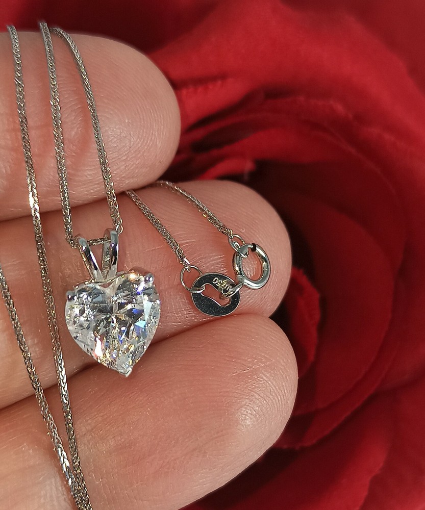8mm Diamond Solitaire Pendant 18k White Gold Heart shape Diamond Necklace 1.5ct