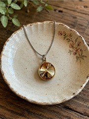 Handcrafted necklace with Swarovski crystal and chain