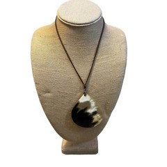 HANDMADE & ECO- FRIENDLY HORN PROTECTIVE CHAIN AND PENDANT
