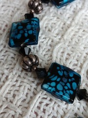 Handmade artisan beaded bracelet Blue Hues Art Glass. 6.75 Toggle Clasp