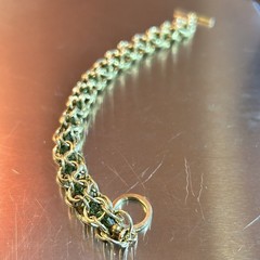 gold Byzantine round Link Bracelet w/green stones inside – 7”
