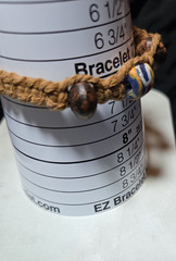 BOHO men’s or women’s bracelet macrame with 1 African glass beads 7 in L2158