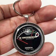 Vintage John Deere 4010 RPM Tachometer Gauge Keychain