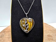 Tiger Eye Heart Necklace Natural Crystal Healing Gemstone Pendant Jewelry